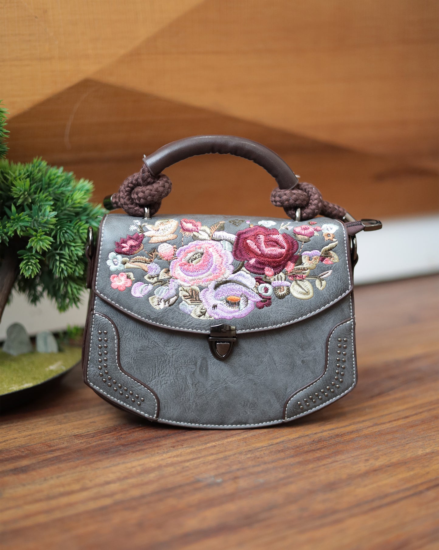 Satchel Vintage Retro Embroidery Floral Sling Bag